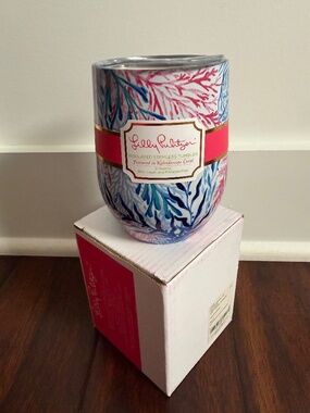 NIP Lilly Pulitzer Stemless Insulated Tumbler with Lid in Kaleidoscope Coral.